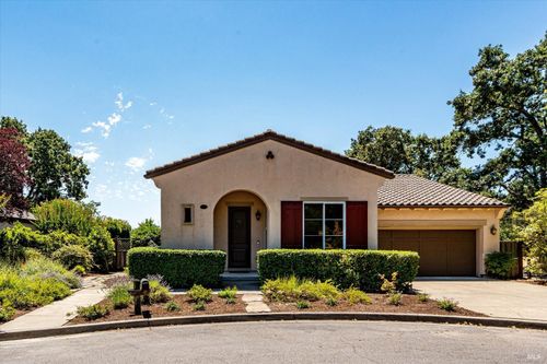 201 Macarthur Ln, Sonoma, CA, 95476-7672 | Card Image