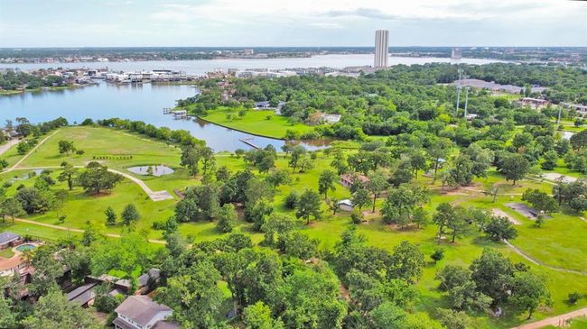 823 Timber Cove Dr, House other with 3 bedrooms, 2 bathrooms and 2 parking in Seabrook TX | Image 35