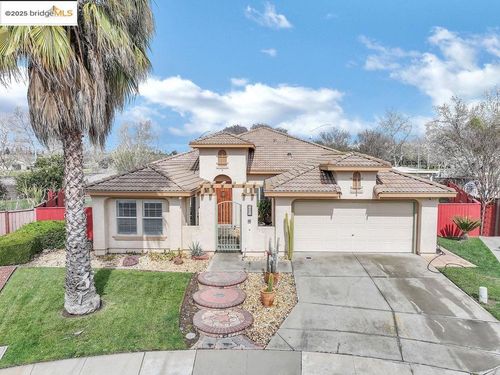 10061 Mosaic Way, Elk Grove, CA, 95757-5959 | Card Image