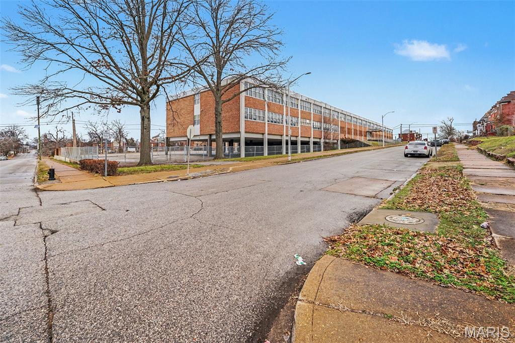 Commercial Sale in St Louis 3
