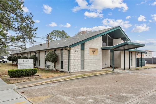 1125 Newton St, Gretna, LA, 70053-6339 | Card Image