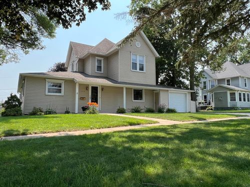213 W Maple St, West Union, IA, 52175-1242 | Card Image