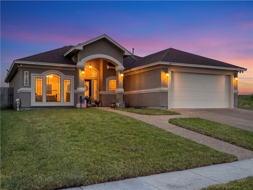 8130 King Henry Place, Corpus Christi, TX, 78414 | Card Image