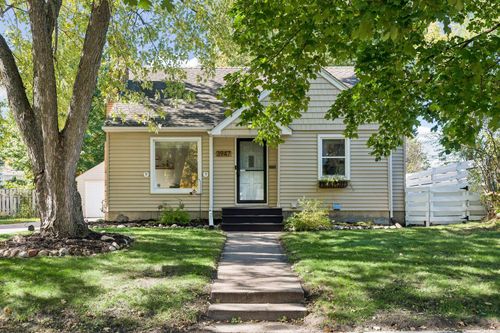 3947 Yates Ave N, Robbinsdale, MN, 55422-1971 | Card Image