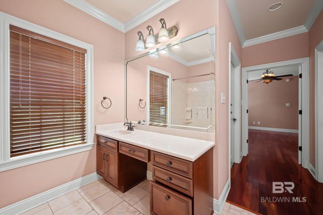 Bathroom | Image 29