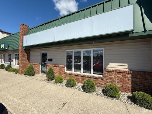 3157 E Center St, Warsaw, IN, 46582 | Card Image