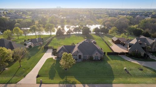 3521 Wimbledon Way, Midlothian, TX, 76065-3913 | Card Image