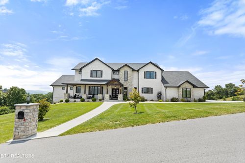 888 Smokey Quartz Blvd, New Tazewell, TN, 37825-2375 | Card Image