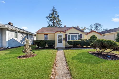 25 S Hudson St, Westmont, IL, 60559-1841 | Card Image