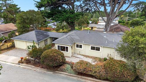 304 Stuart Ave, Pacific Grove, CA, 93950-5216 | Card Image