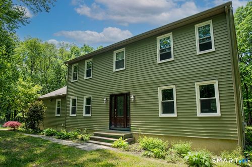 26 Mountain Laurel Ln, Sandy Hook, CT, 06482-1529 | Card Image