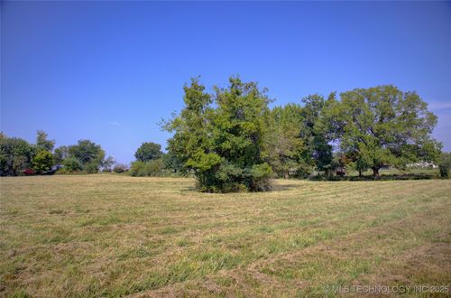 2 N 273rd East Ave, Catoosa, OK, 74015 | Card Image