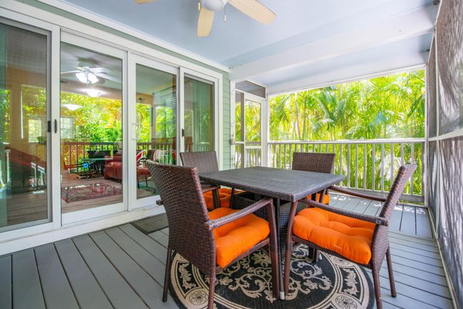 Screened porch | Image 12