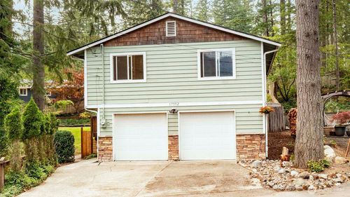 17552 429th Ave Se, North Bend, WA, 98045-9622 | Card Image