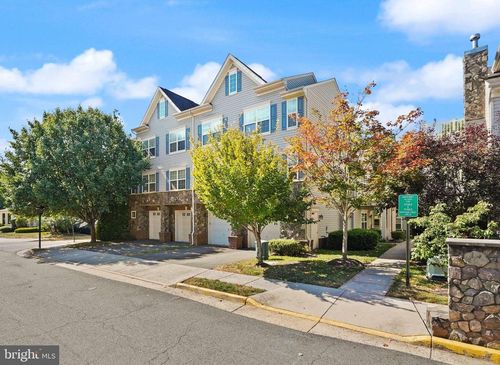 11185 Wortham Crest Cir, MANASSAS, VA, 20109-5691 | Card Image