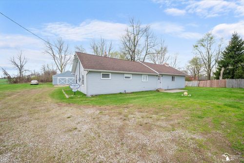 2577 E Rauch Rd, Erie, MI, 48133-9747 | Card Image