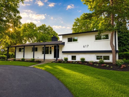 617 S Busse Rd, Mount Prospect, IL, 60056-3638 | Card Image
