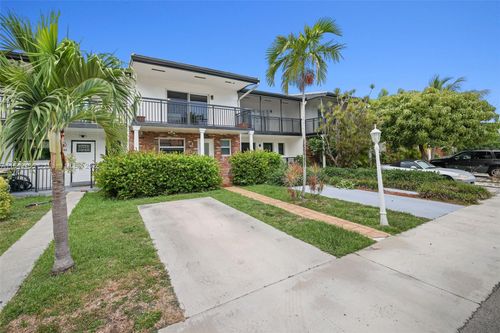 2245-2245 Ne 122nd St, North Miami, FL, 33181-2910 | Card Image