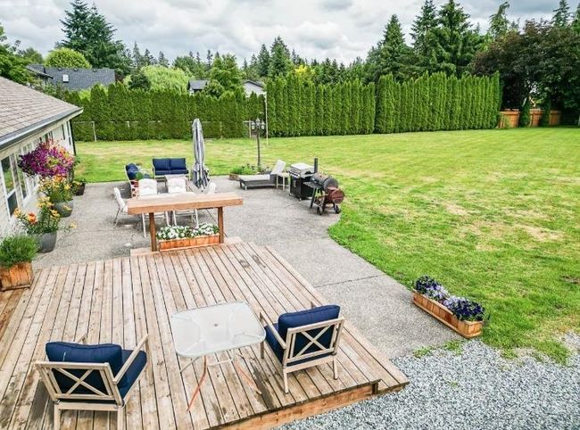 25040 57 Ave, House other with 3 bedrooms, 3 bathrooms and 15 parking in Aldergrove BC | Image 17