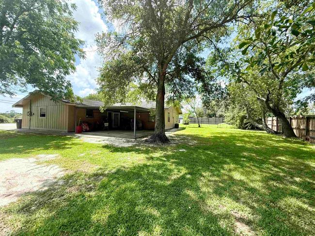 197 Osborne, House other with 3 bedrooms, 2 bathrooms and null parking in Bridge City TX | Image 14