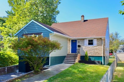 1 Charles St, Belleville, NJ, 07109-1736 | Card Image