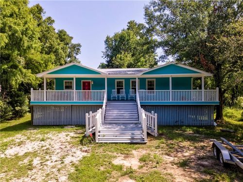 720 Bienville Blvd, Dauphin Island, AL, 36528-4528 | Card Image