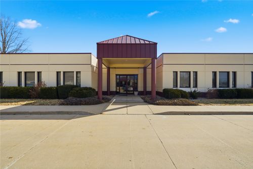 ste-103-3100 E Ave Nw, Cedar Rapids, IA, 52405-2962 | Card Image