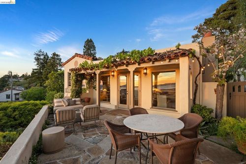 1004 Cragmont Ave, Berkeley, CA, 94708-1412 | Card Image