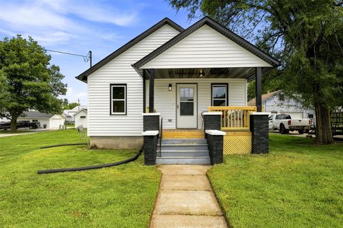 232 E 3rd Street, Solon, IA, 52333 | Card Image