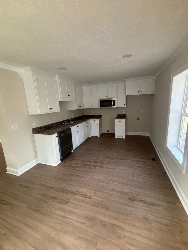 2013 Mines Rd, House other with 3 bedrooms, 2 bathrooms and null parking in Pulaski TN | Image 5