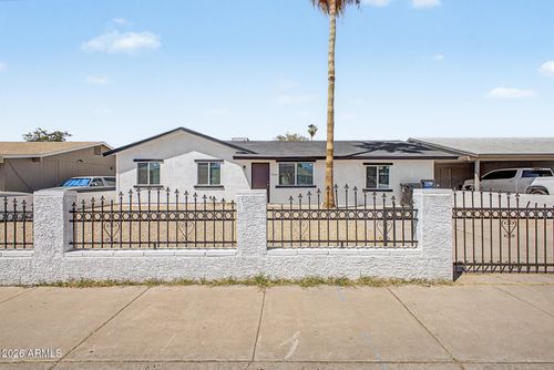 7214 W Flower Street, Phoenix, AZ, 85033 | Card Image