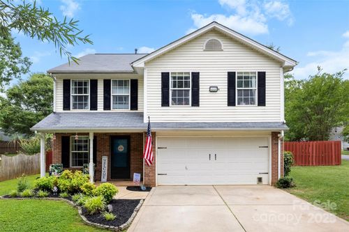 641 Saratoga Dr, Lake Wylie, SC, 29710-6057 | Card Image