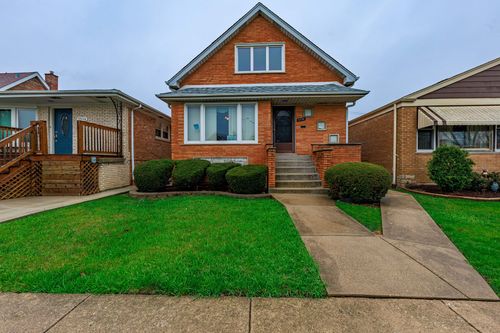 5530 S Merrimac Avenue, Chicago, IL, 60638 | Card Image