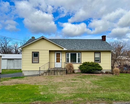 111 Round Hill Rd, Florida, NY, 10921-3050 | Card Image