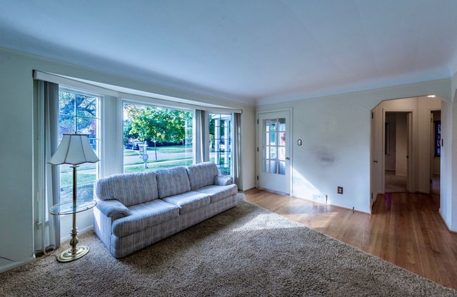 Living Room | Image 4