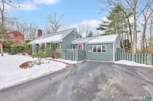 320 Mansfield Ave, Willimantic, CT, 06226-1246 | Card Image