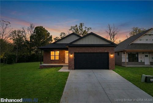 226-4629 Red Tail Rdg, Jeffersonville, IN, 47130-4421 | Card Image