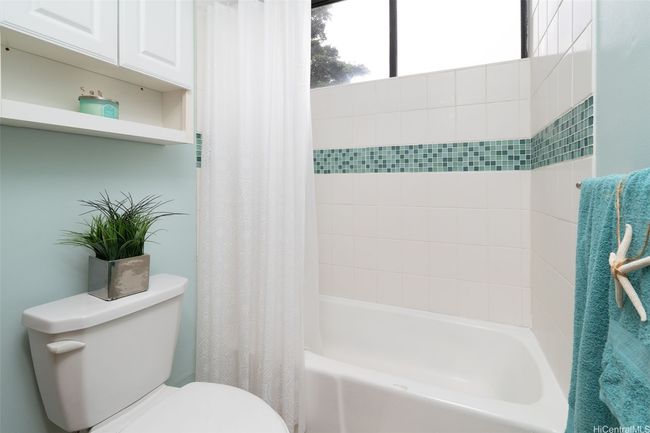 Hall bath | Image 16