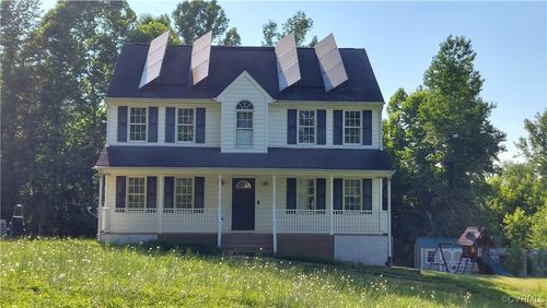 18313 Shiloh Church Rd, Beaverdam, VA, 23015-1232 | Card Image