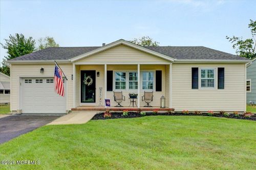 69 Brakenbury Dr, Toms River, NJ, 08757-4307 | Card Image