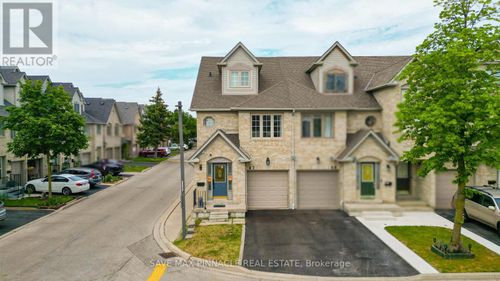 47-1292 Sherwood Mills Blvd, Mississauga, ON, L5V2G8 | Card Image
