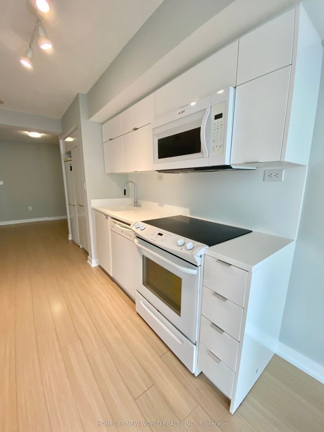 847 - 151 Dan Leckie Way, Condo with 2 bedrooms, 1 bathrooms and 1 parking in Toronto ON | Image 5