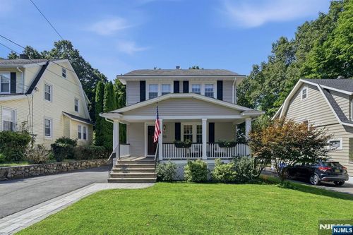 50 Payne Ave, Midland Park, NJ, 07432-1630 | Card Image