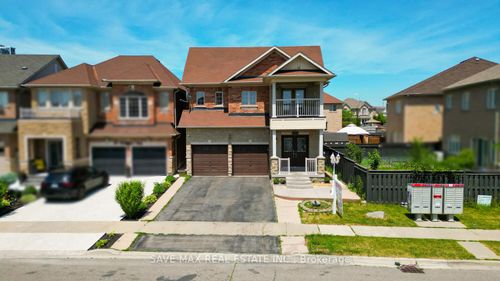 49 Kirkhaven Way, Brampton, ON, L6X0L8 | Card Image