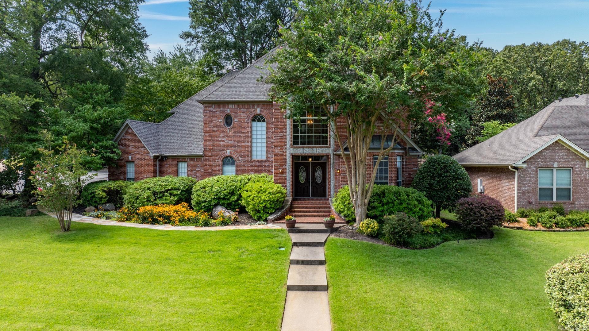 Calais Dr, Maumelle, AR 72113