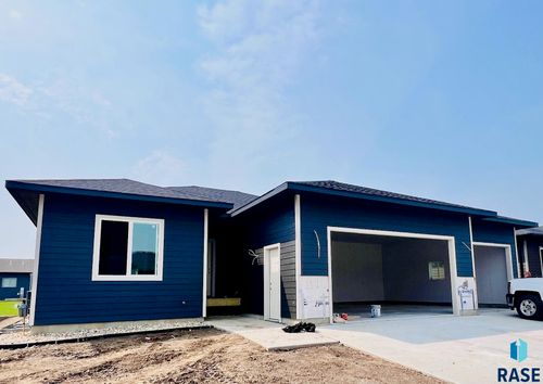 111 Caulfield St, Harrisburg, SD, 57032-8180 | Card Image