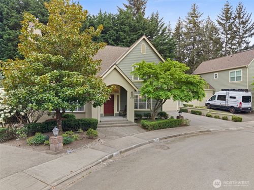 6712 127th Pl Se, Bellevue, WA, 98006-3954 | Card Image