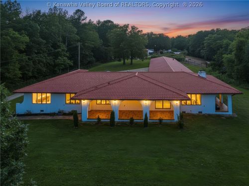 1 Top Notch Drive, Hurricane, WV, 25526 | Card Image