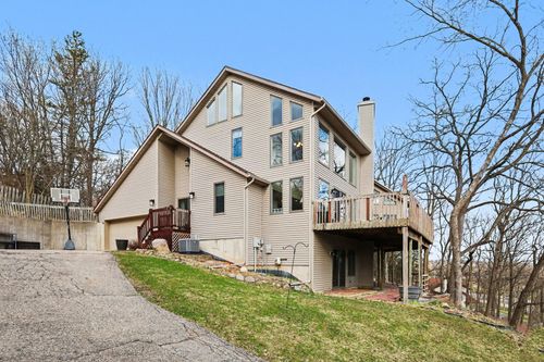 1751 Gee Dr, Lowell, MI, 49331-9505 | Card Image
