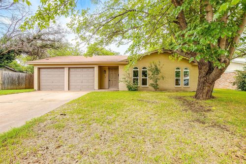 144 Nw Suzanne Ter, Burleson, TX, 76028-5618 | Card Image